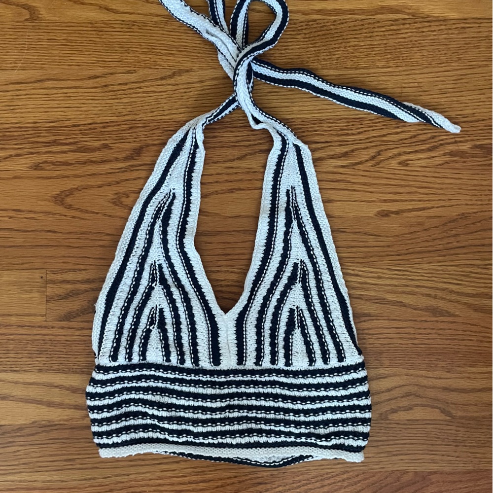 Hollister crotchet crop top